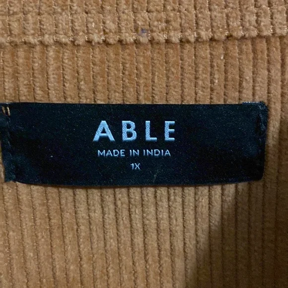 Able Joan Shacket in 1X - Picture 7 of 8